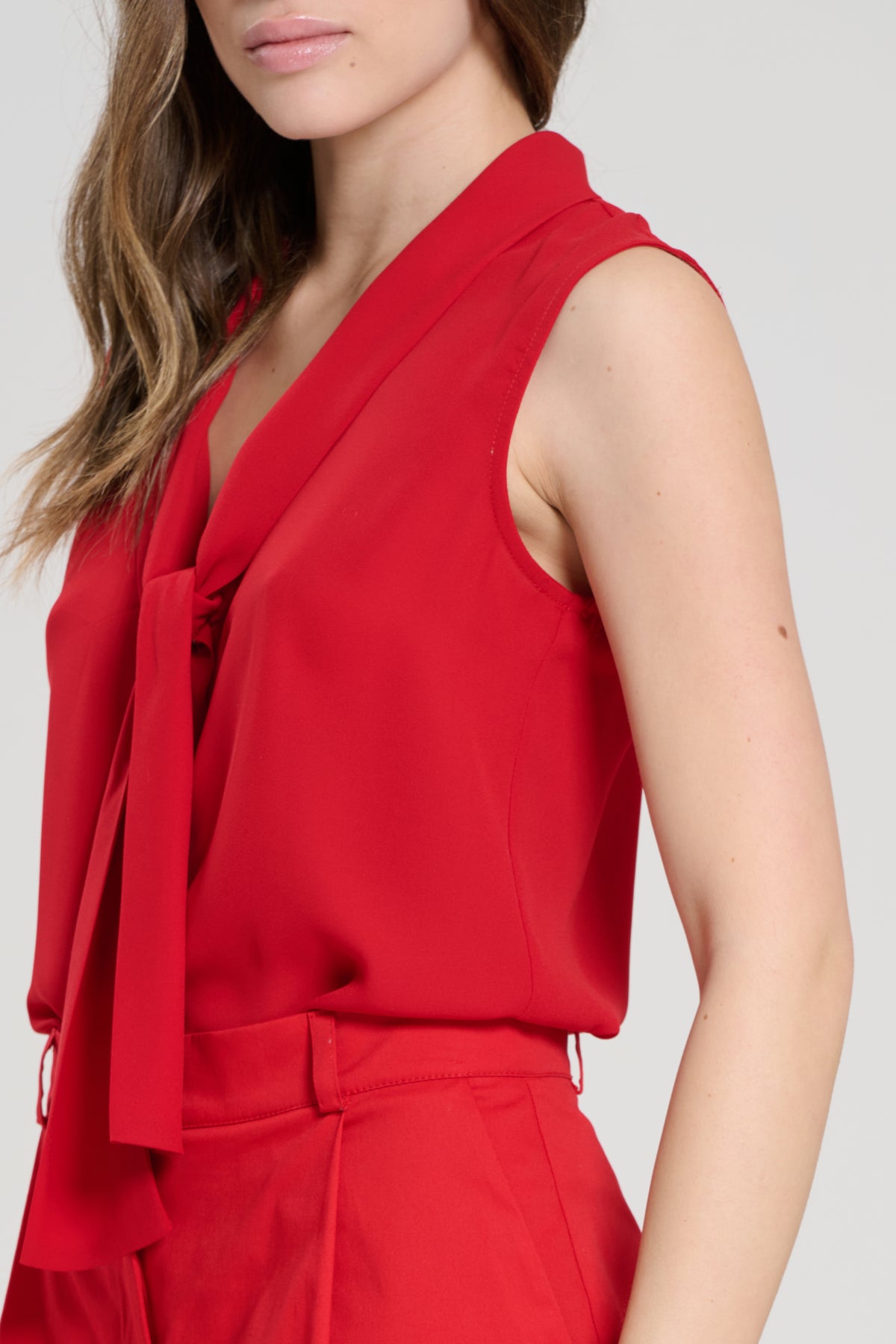 RED BOW SHIRT, CAMBERRA