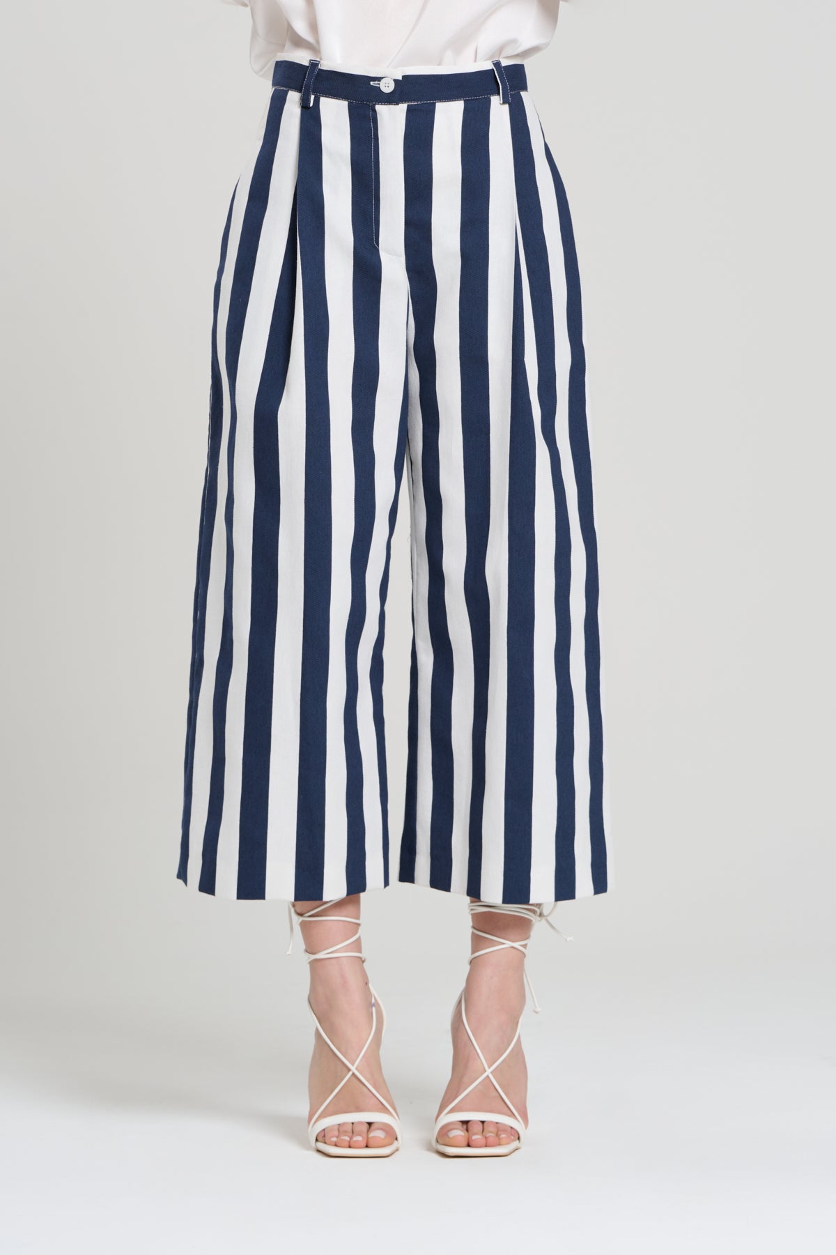 BLUE STRIPES SUIT, TIRANA