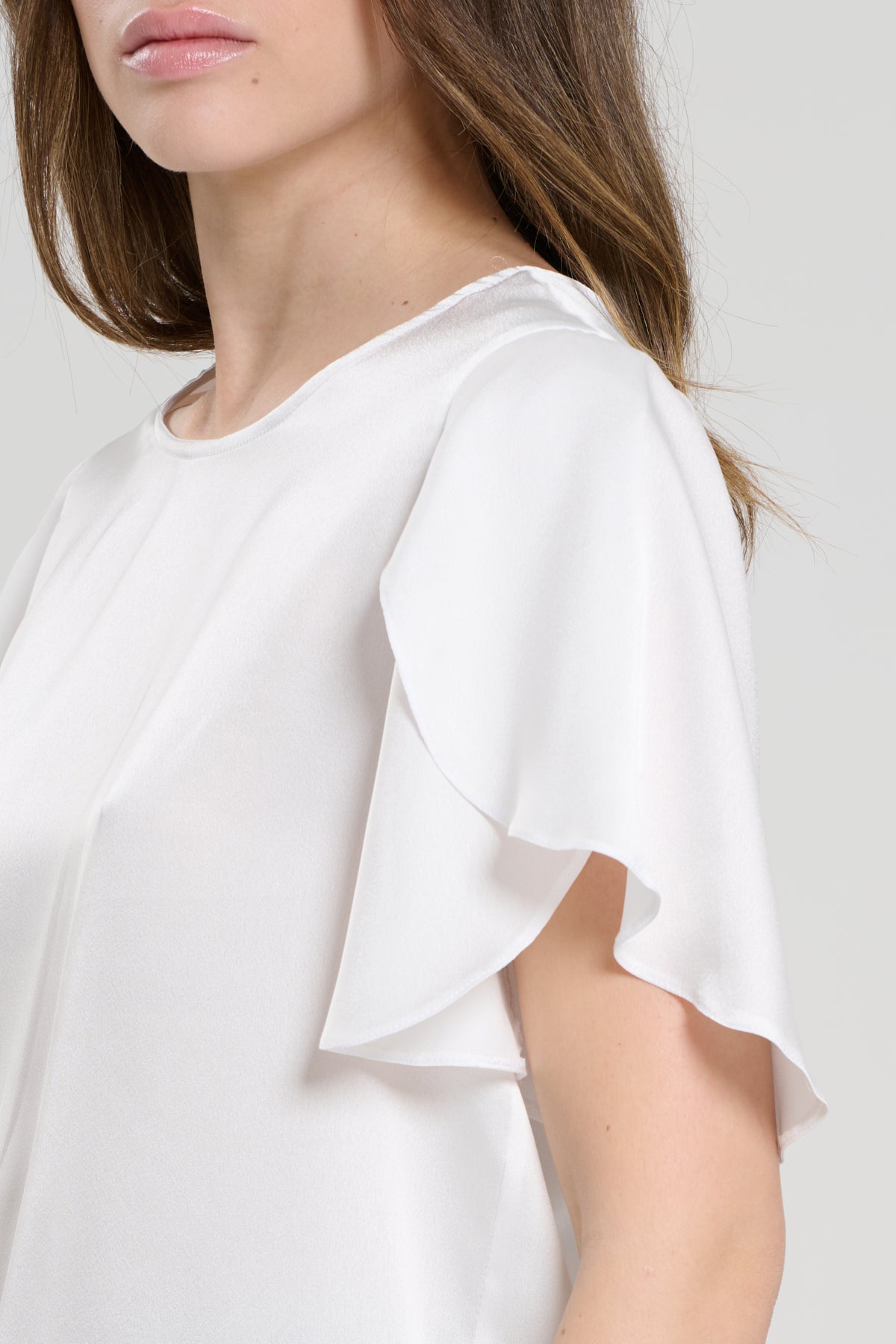 WHITE SATIN SHIRT, BELFAST