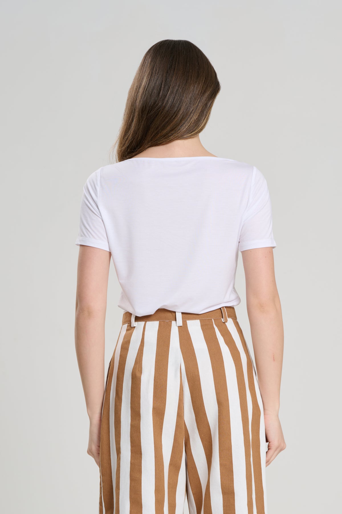COMPLETO CON GILET A RIGHE CARAMELLO, TIRANA