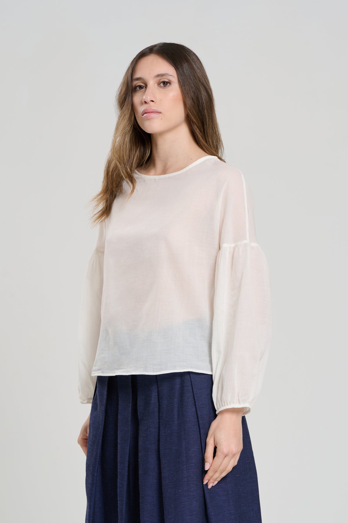 BLUSA AVORIO, BARCELLONA
