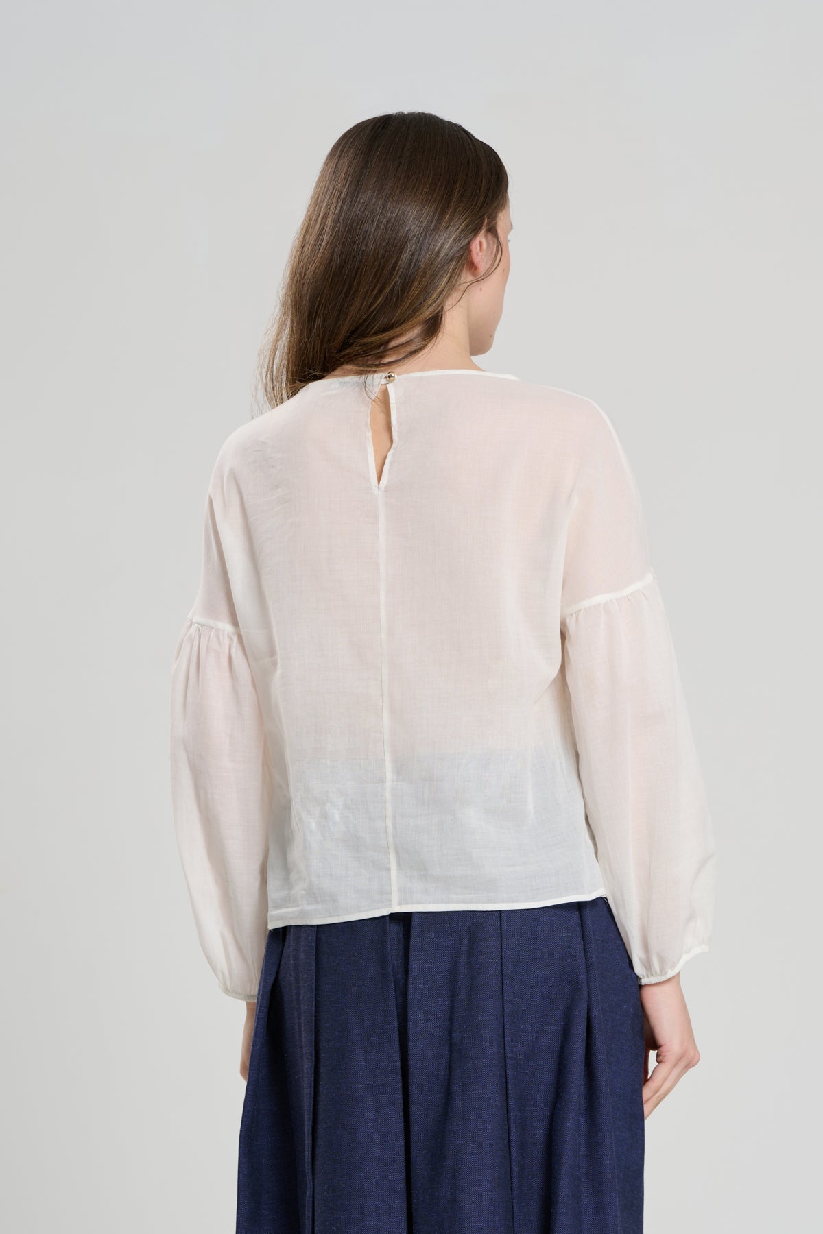 BLUSA AVORIO, BARCELLONA