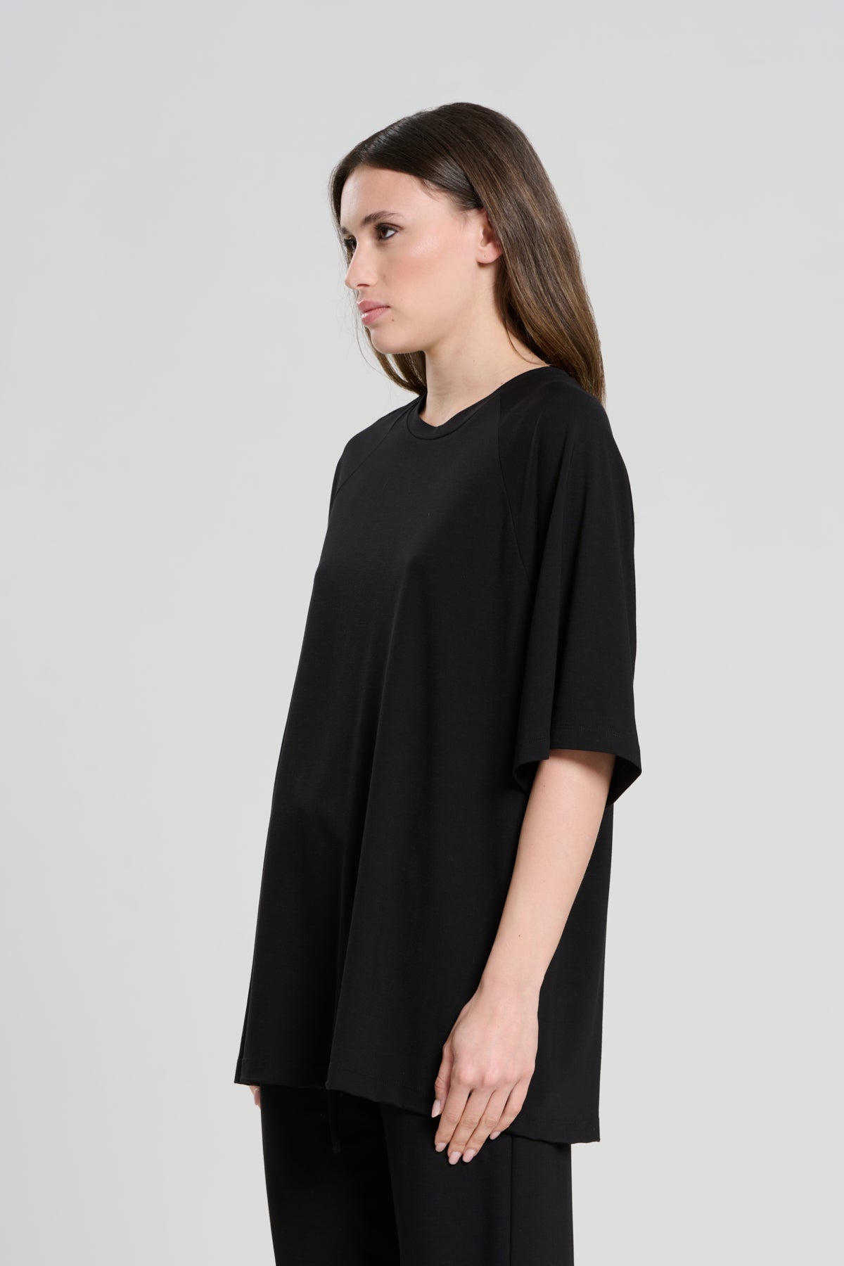 BLACK JERSEY SUIT, TAIPEI