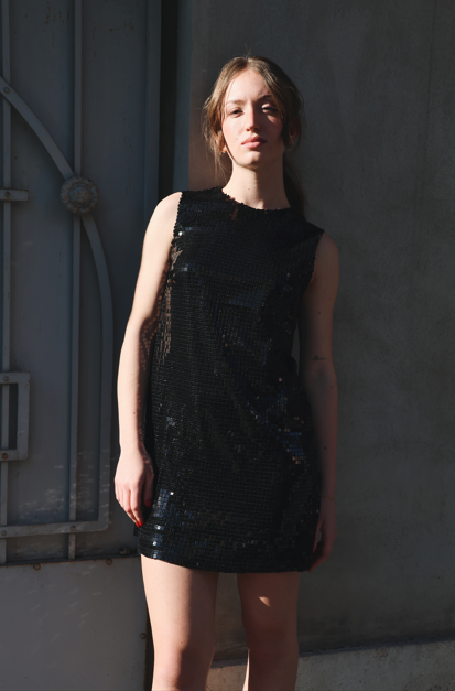 TOTAL BLACK SHORT DRESS PAILLETTES, AMALFI